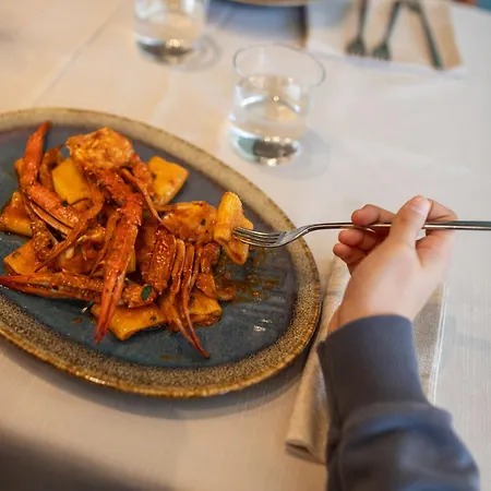 Ristorante Pozzi מלון 2*